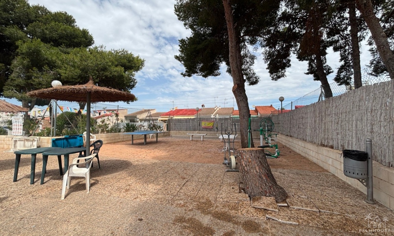 Revente - Villa - Torrevieja - Torrevieja Centro