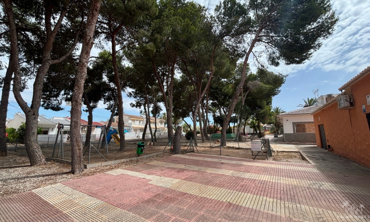 Revente - Villa - Torrevieja - Torrevieja Centro