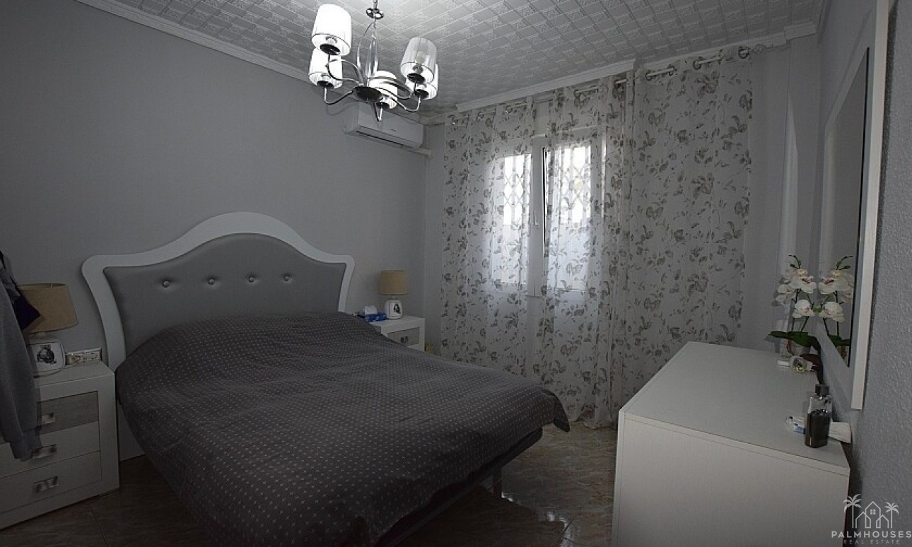 Revente - Villa - Torrevieja - Torrevieja Centro