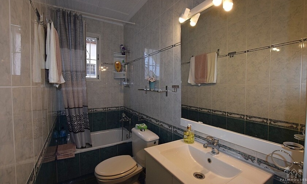 Revente - Villa - Torrevieja - Torrevieja Centro