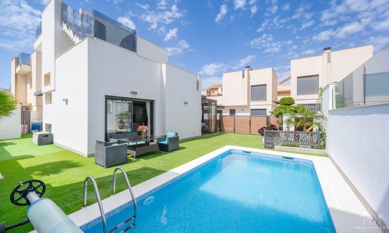 Revente - Villa - Torrevieja - Torrevieja Centro