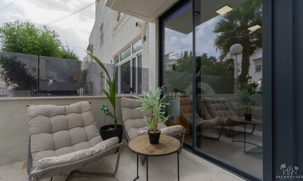 Revente - Villa - Torrevieja - Torrevieja Centro