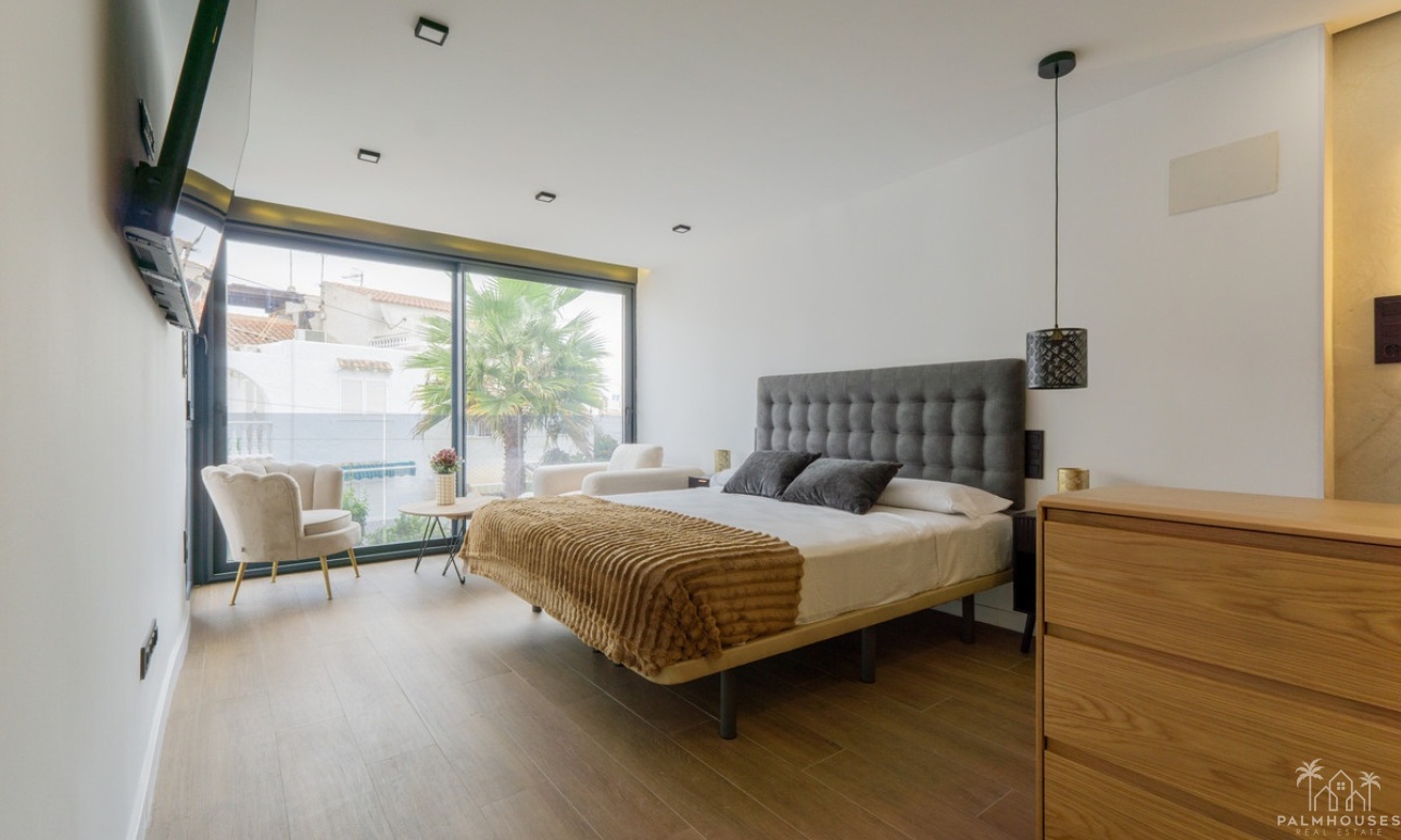 Revente - Villa - Torrevieja - Torrevieja Centro