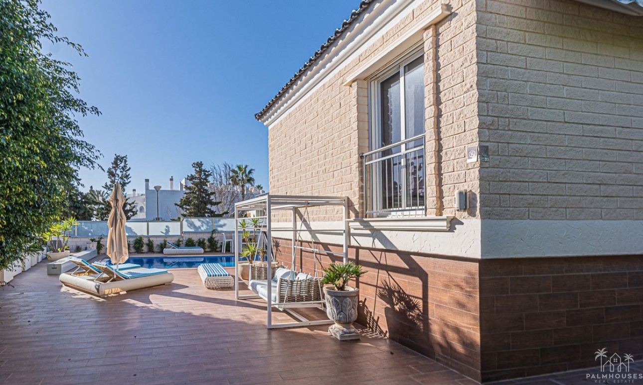 Revente - Villa - Torrevieja - Torrevieja Centro