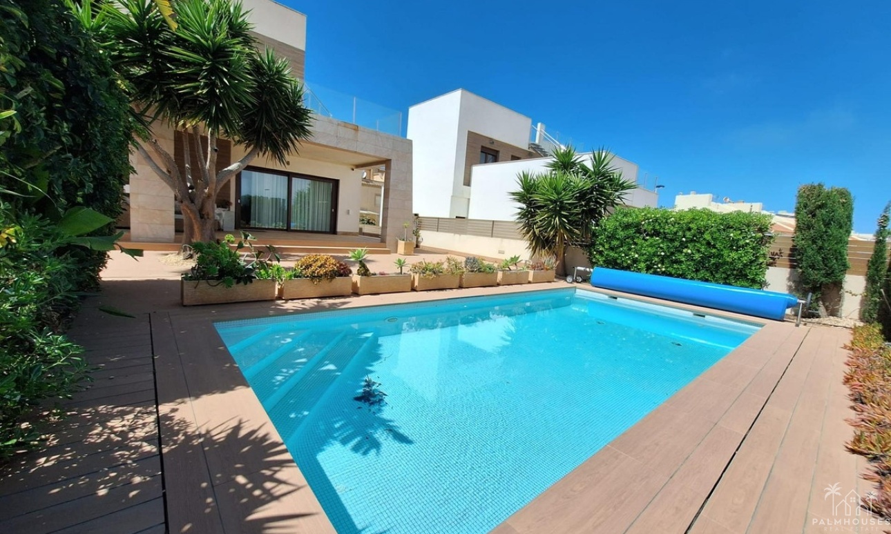 Revente - Villa - Torrevieja - Torrevieja Centro