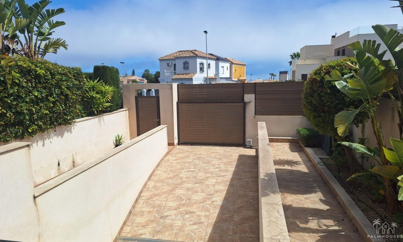 Revente - Villa - Torrevieja - Torrevieja Centro