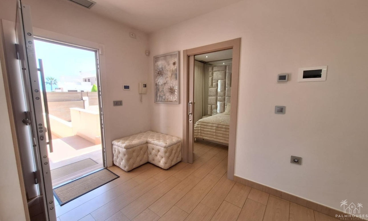 Revente - Villa - Torrevieja - Torrevieja Centro