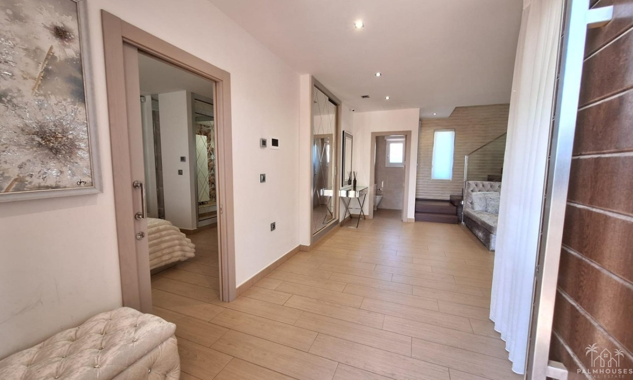 Revente - Villa - Torrevieja - Torrevieja Centro