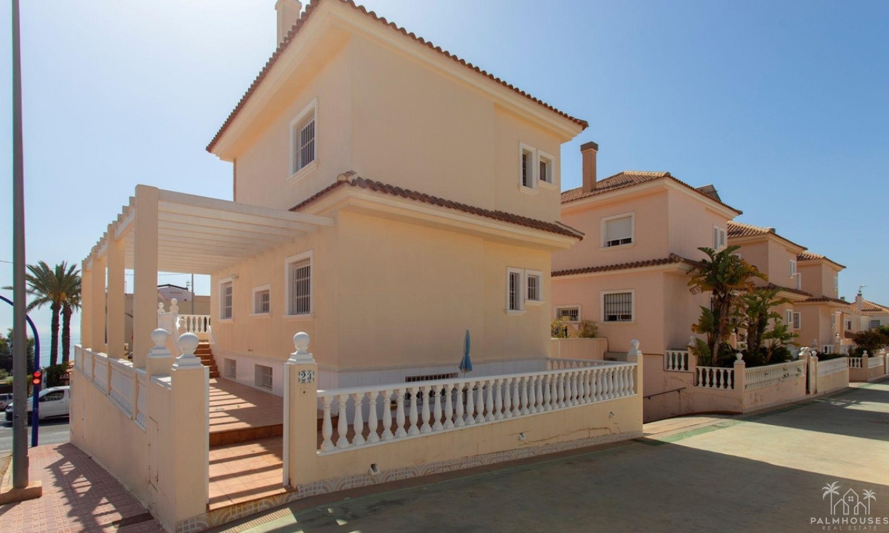 Revente - Villa - Torrevieja - Torrevieja Centro