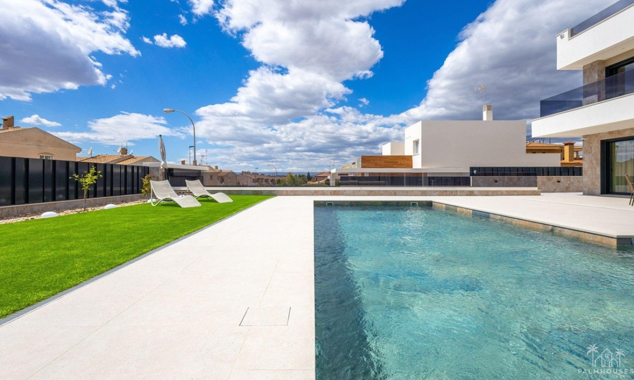 Revente - Villa - Torrevieja - Torrevieja Centro