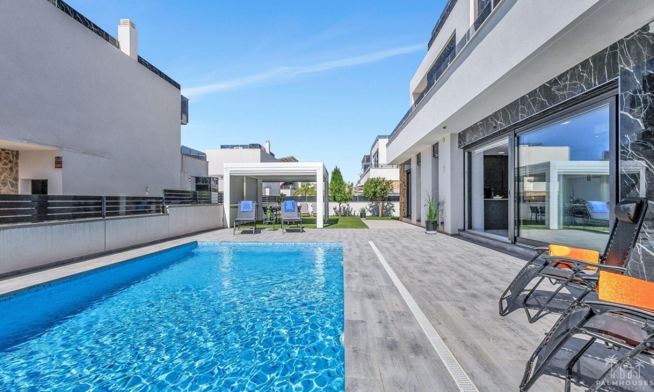 Revente - Villa - Torrevieja - Torrevieja Centro