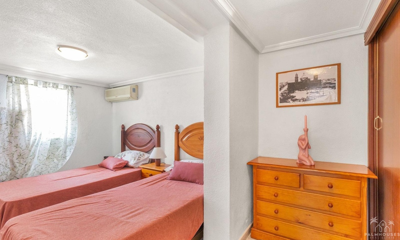 Revente - Villa - Torrevieja - Torrevieja Centro