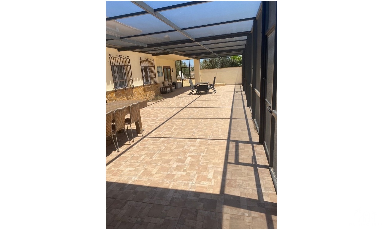 Revente - Villa - Urcal - Inland