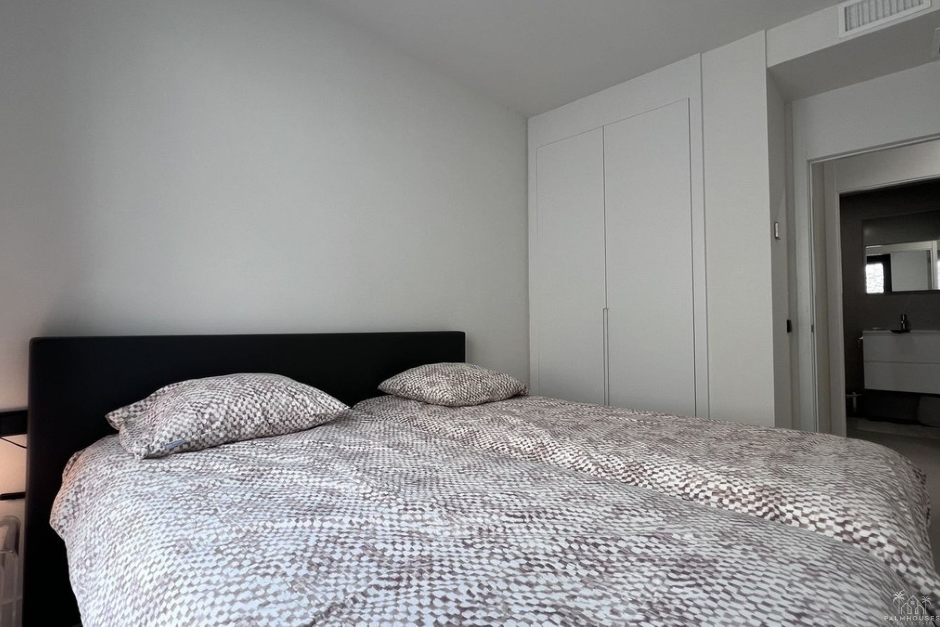 Venta - Apartment - Altos de los Monteros - Inland