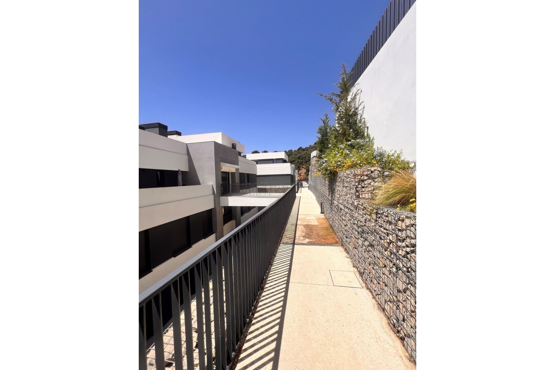 Venta - Apartment - Altos de los Monteros - Inland