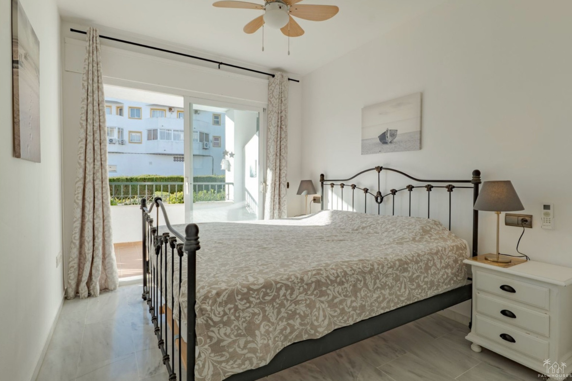 Venta - Apartment - Malaga - Calahonda