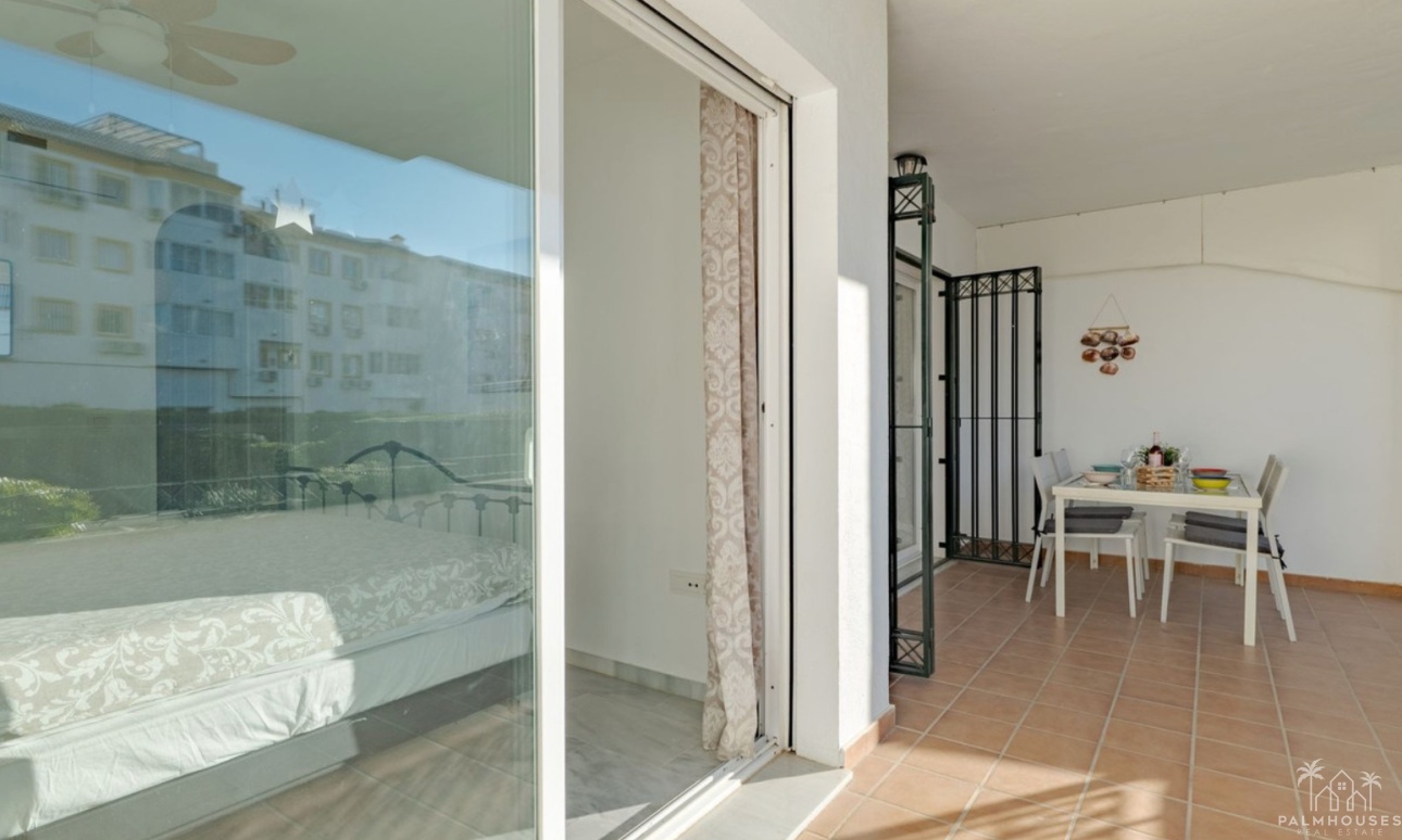 Venta - Apartment - Malaga - Calahonda