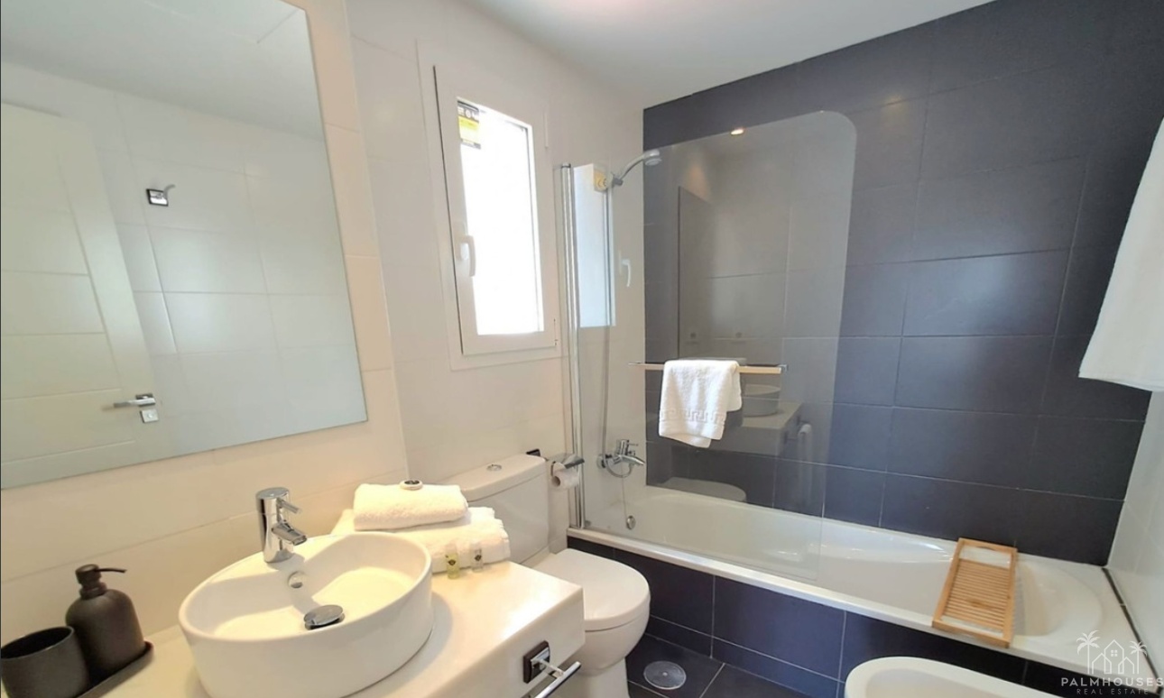 Venta - Apartment - Malaga - Estepona
