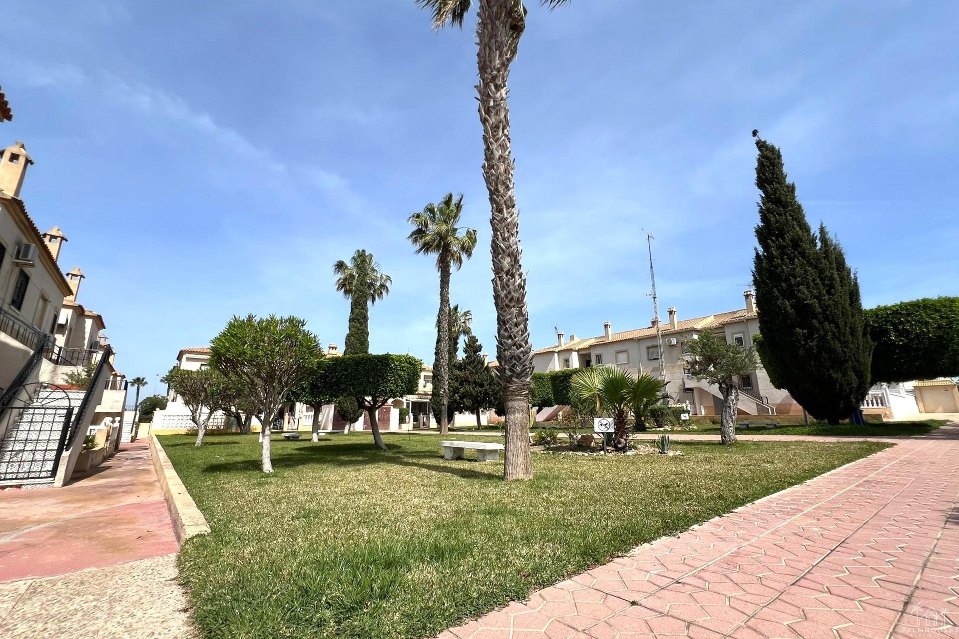 Venta - Apartment - Torrevieja - Aguas Nuevas