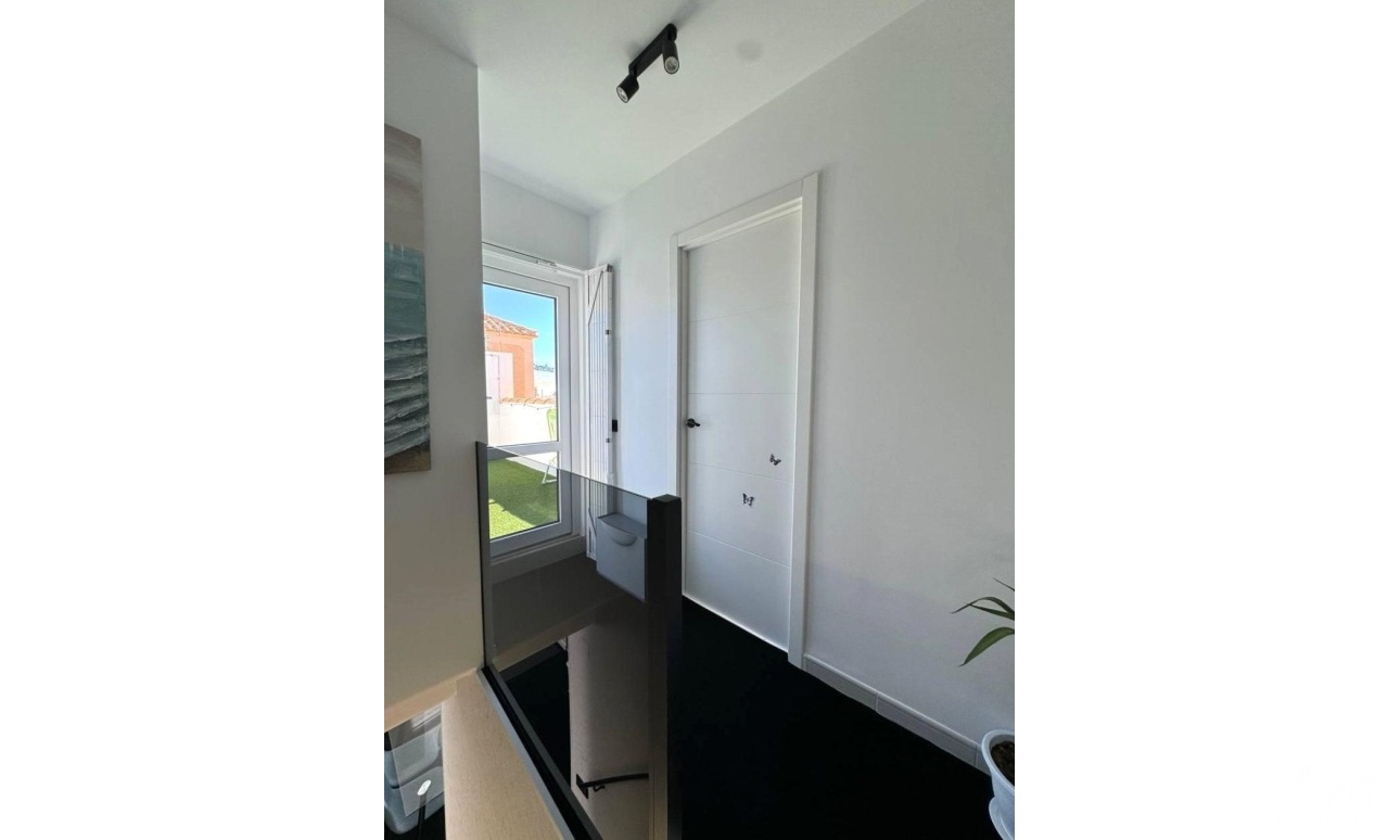 Venta - Apartment - Torrevieja - Carrefour