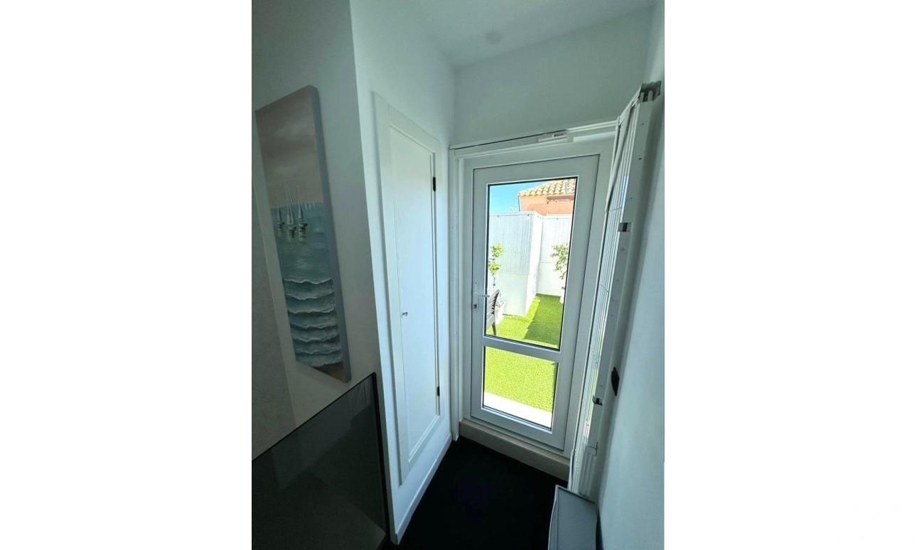 Venta - Apartment - Torrevieja - Carrefour
