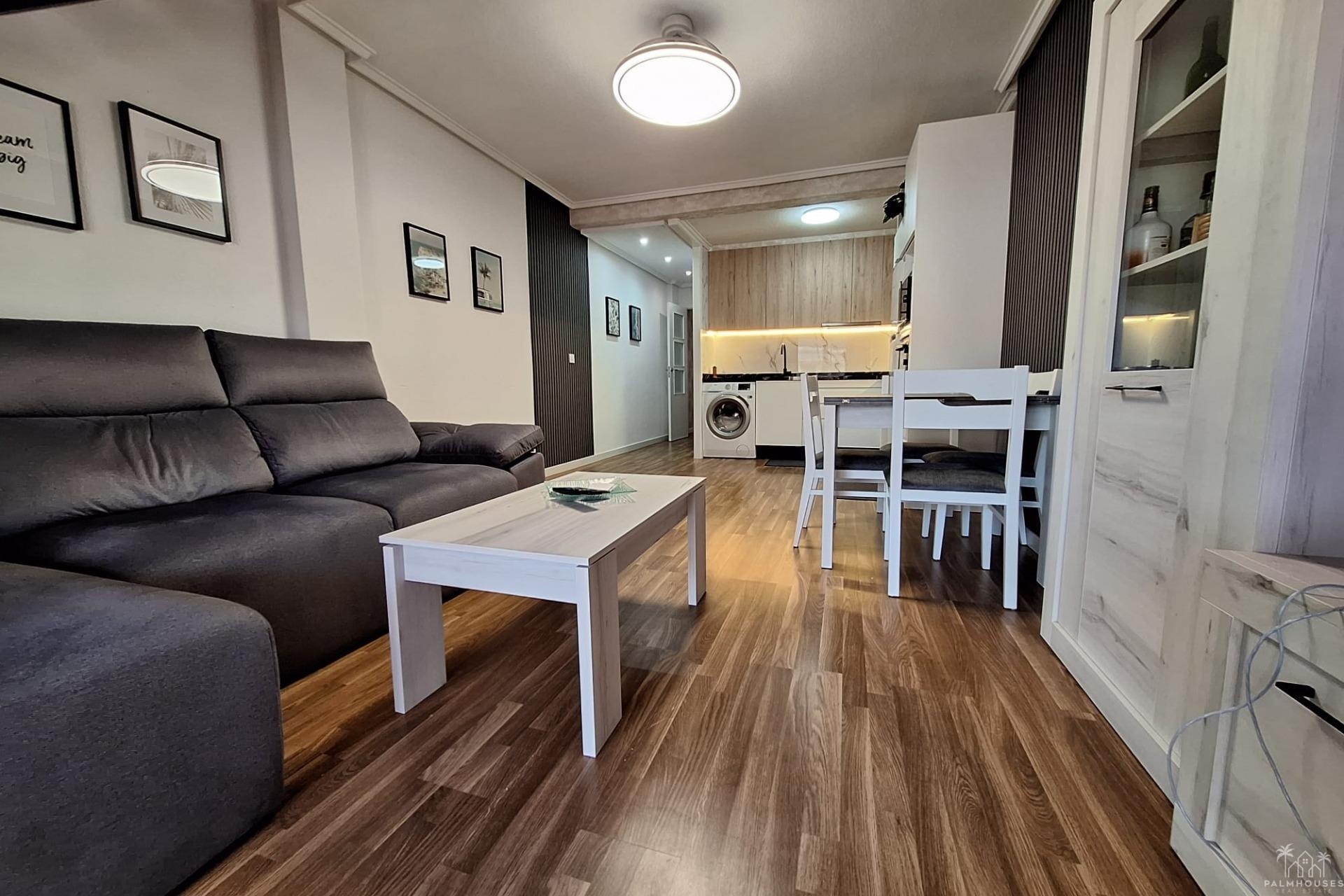 Venta - Apartment - Torrevieja - Center