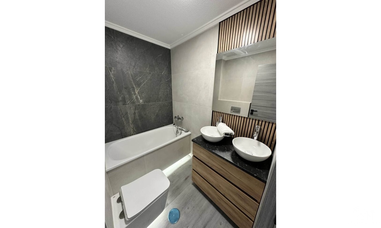 Venta - Apartment - Torrevieja - Center