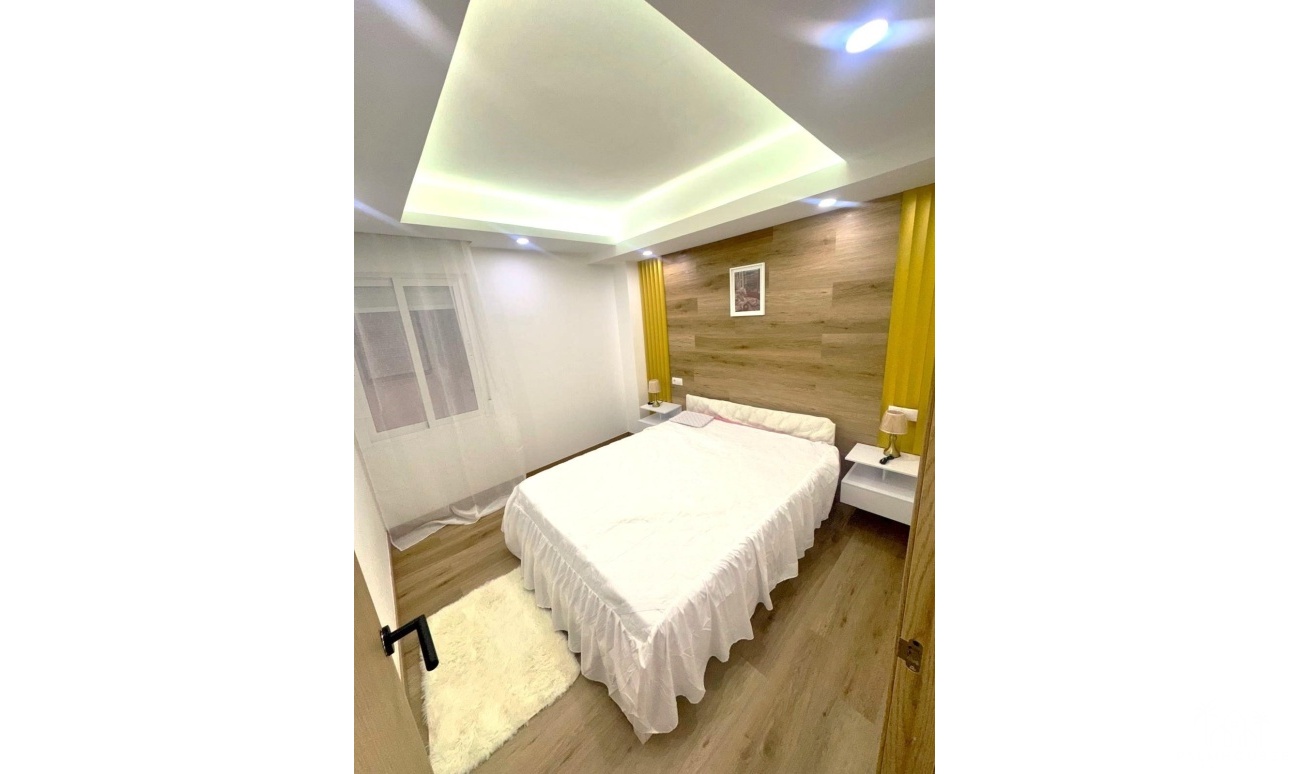 Venta - Apartment - Torrevieja - Centro - Muelle Pesquero