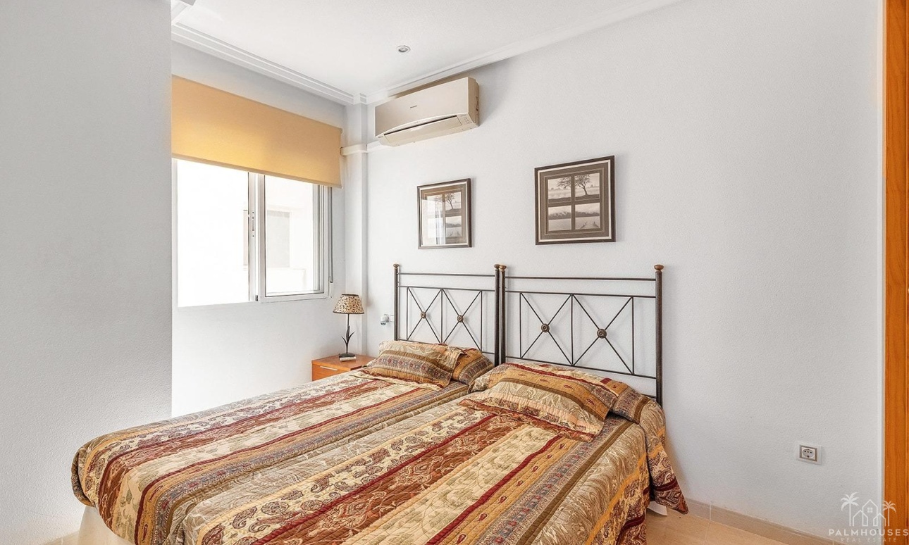 Venta - Apartment - Torrevieja - Estacion de autobuses