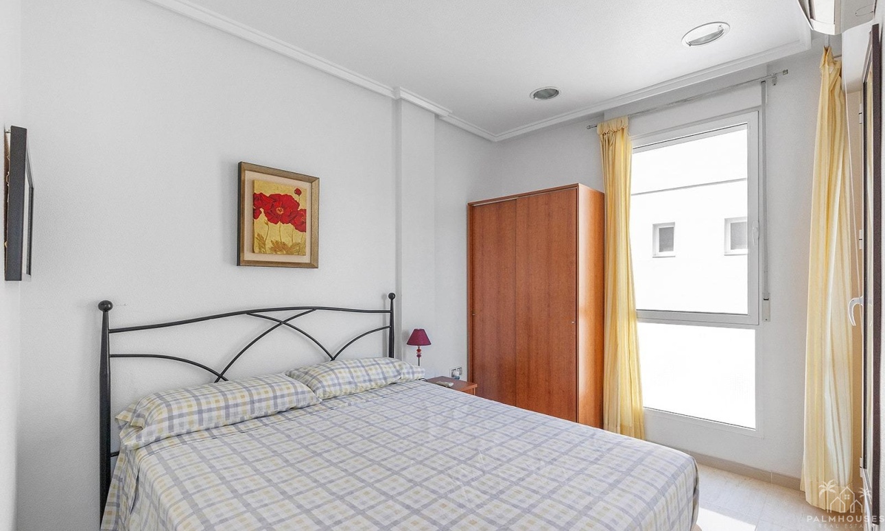 Venta - Apartment - Torrevieja - Estacion de autobuses