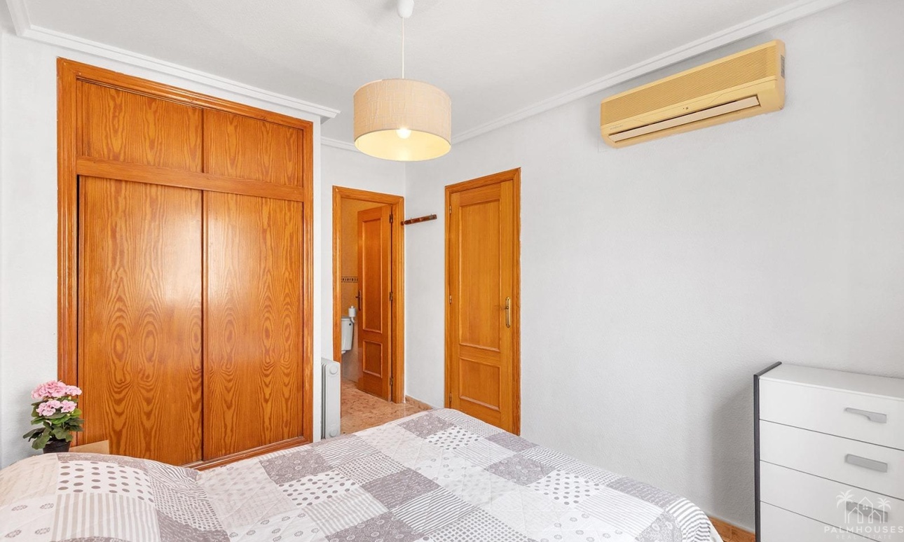 Venta - Apartment - Torrevieja - Estacion de autobuses