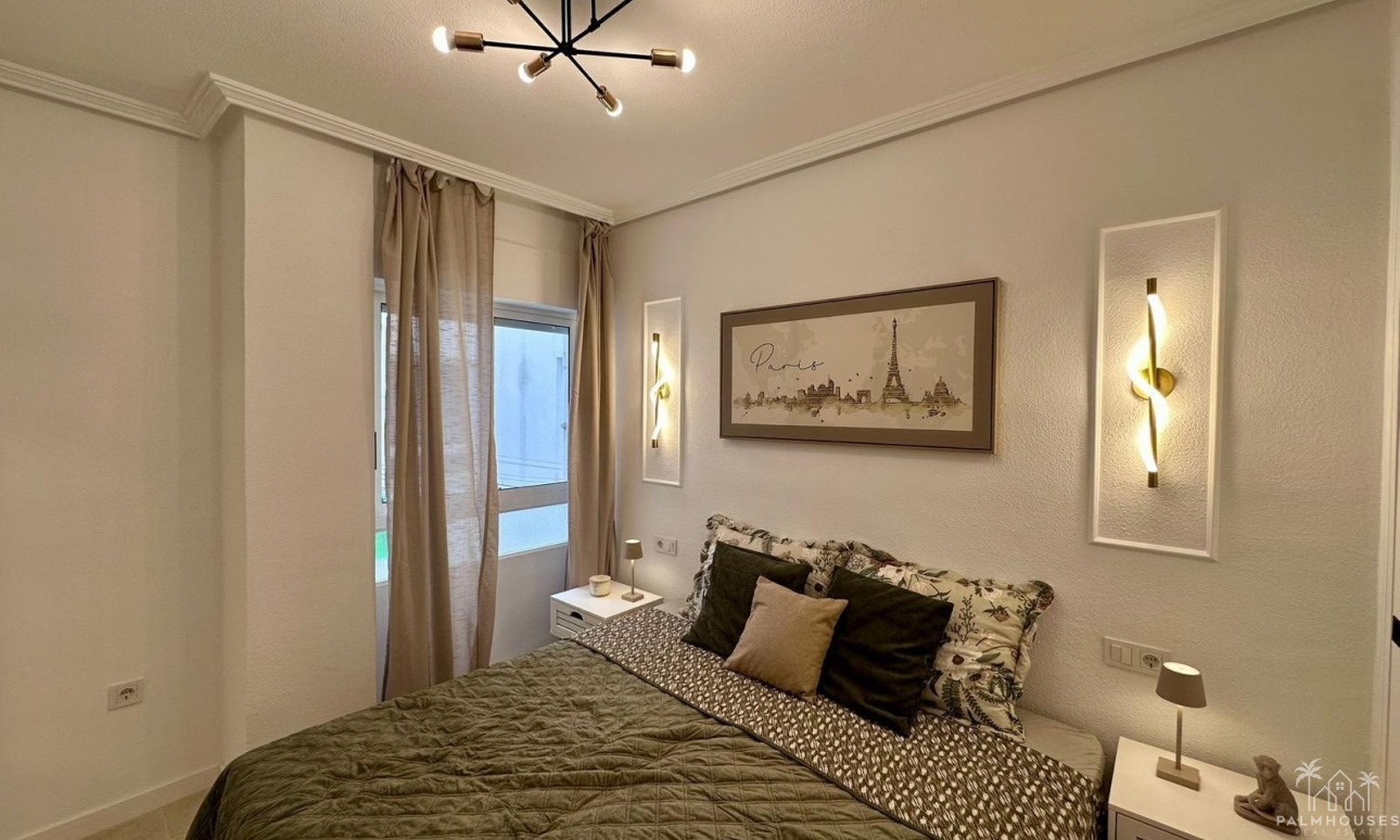 Venta - Apartment - Torrevieja - Estacion de autobuses