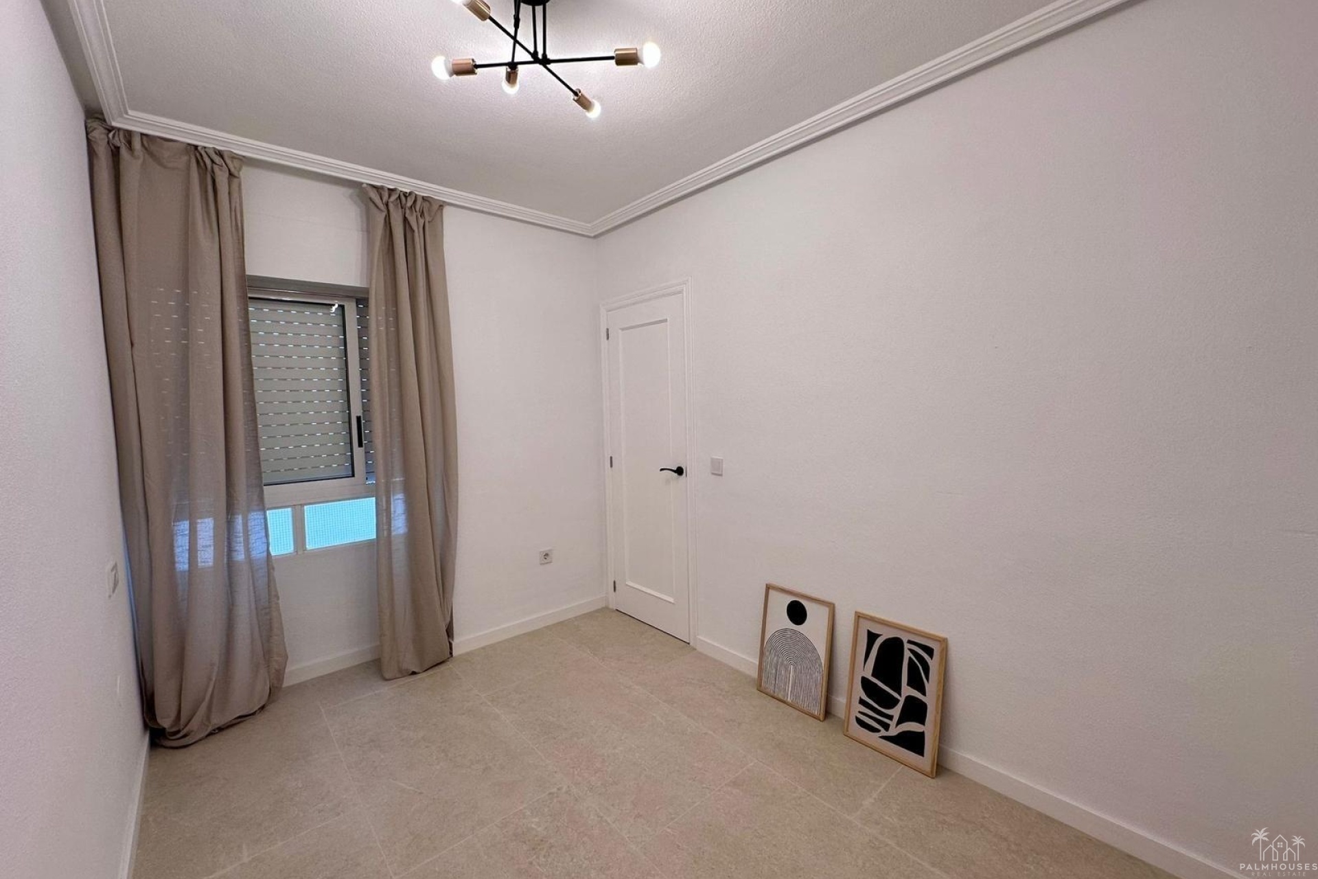 Venta - Apartment - Torrevieja - Estacion de autobuses
