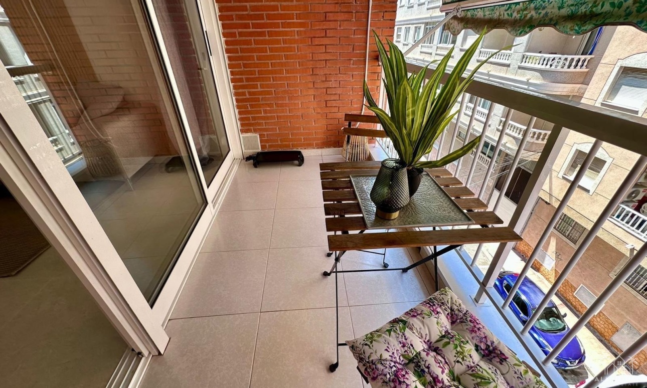 Venta - Apartment - Torrevieja - Estacion de autobuses