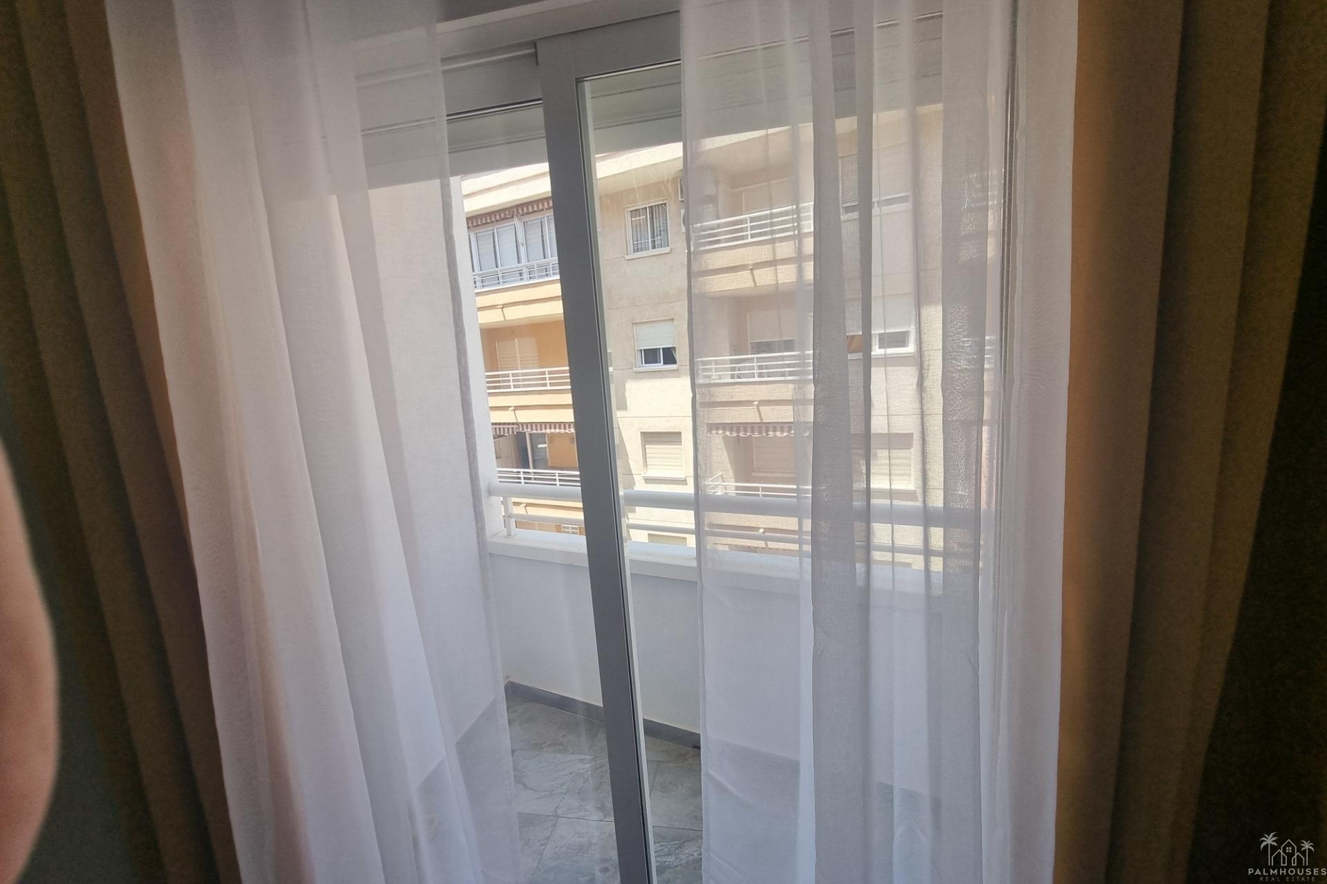 Venta - Apartment - Torrevieja - Estacion de autobuses