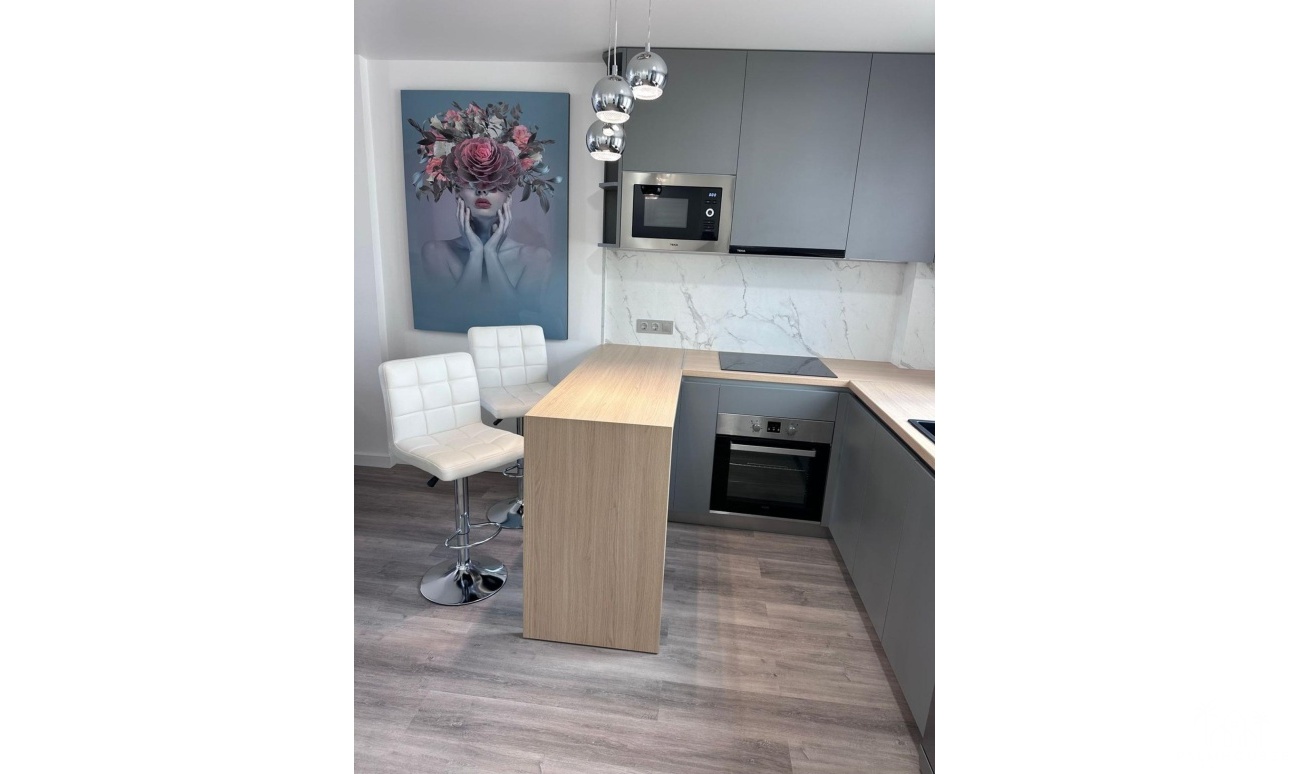 Venta - Apartment - Torrevieja - Estacion de autobuses