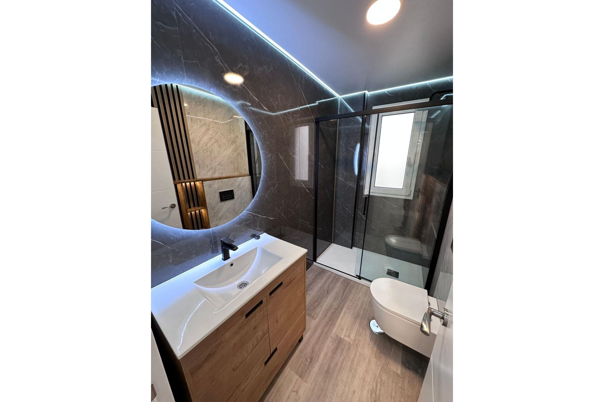 Venta - Apartment - Torrevieja - Estacion de autobuses
