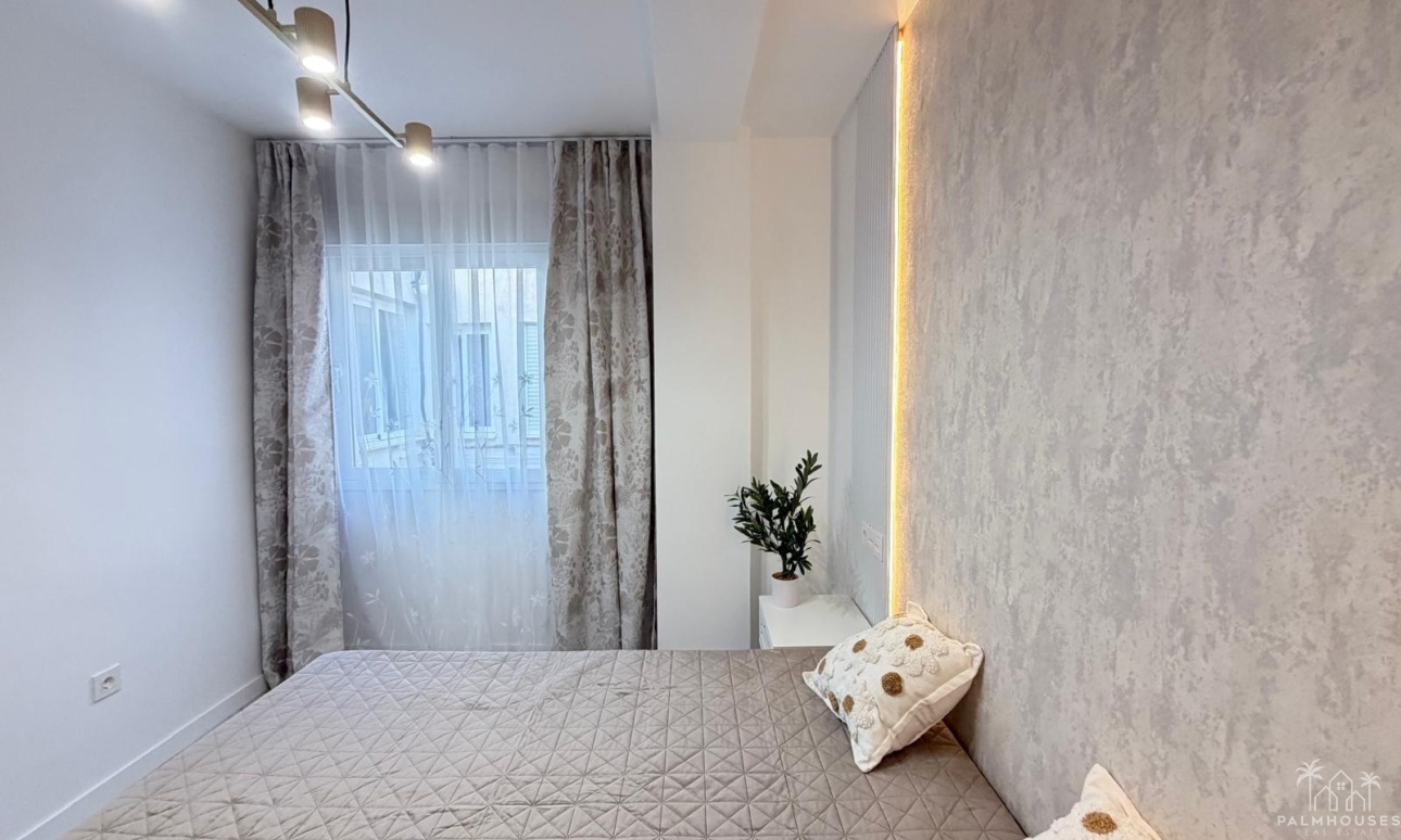 Venta - Apartment - Torrevieja - Estacion de autobuses
