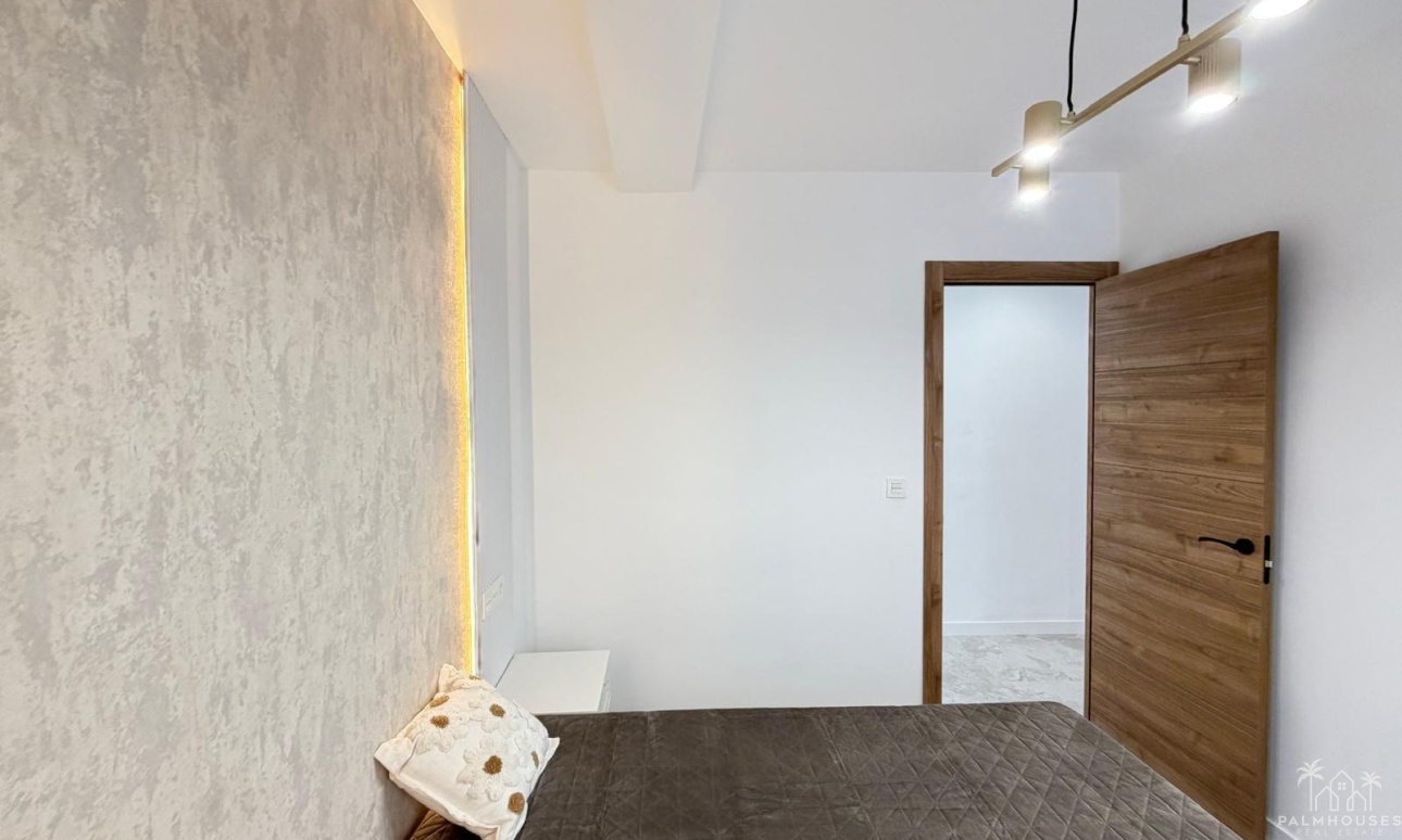 Venta - Apartment - Torrevieja - Estacion de autobuses