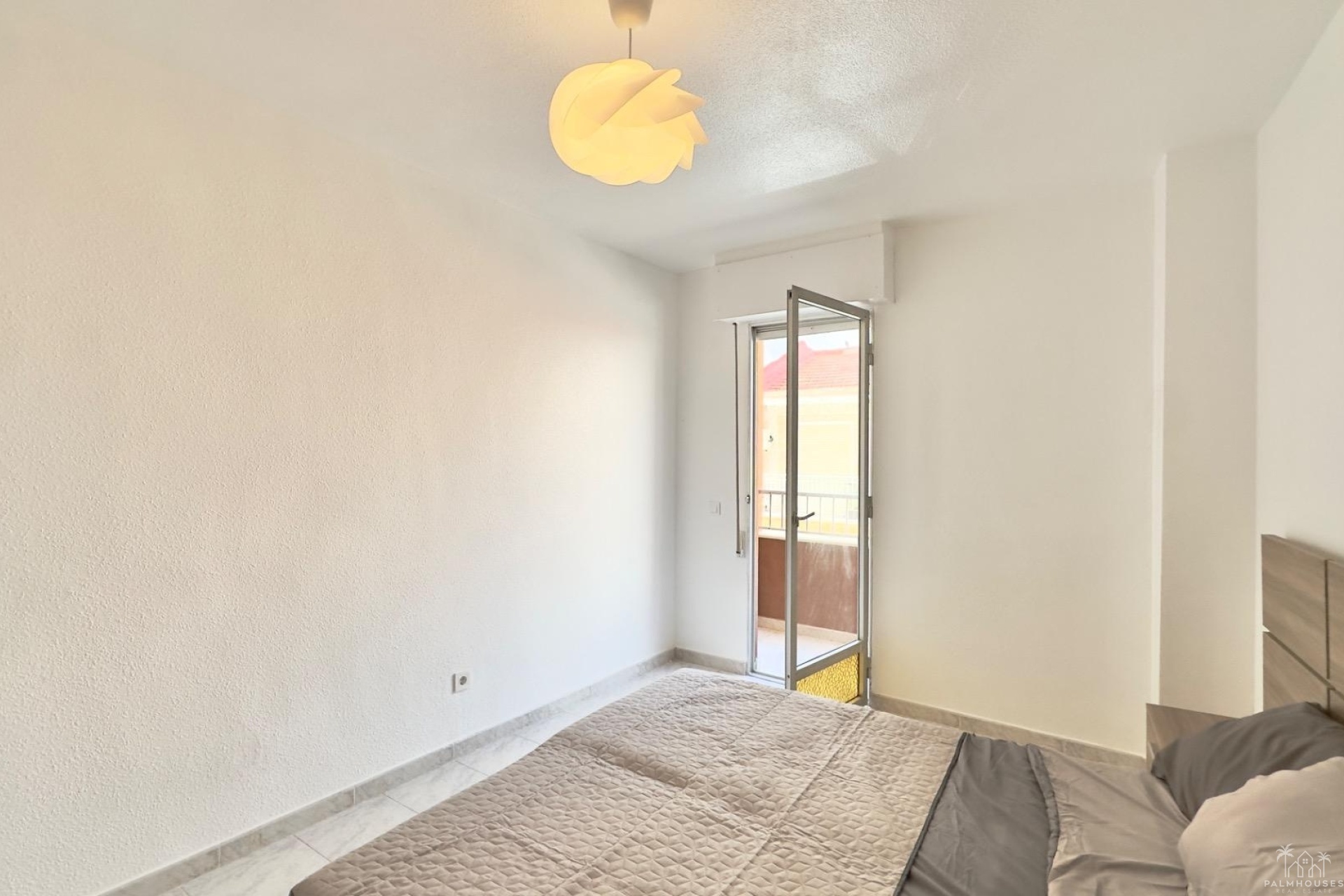 Venta - Apartment - Torrevieja - Estacion de autobuses