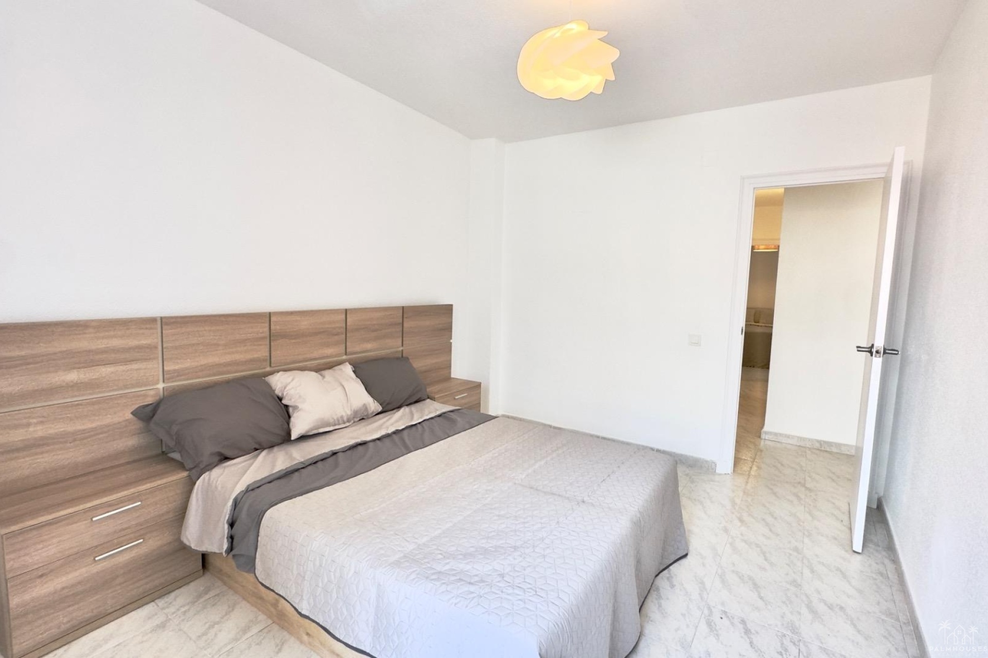 Venta - Apartment - Torrevieja - Estacion de autobuses