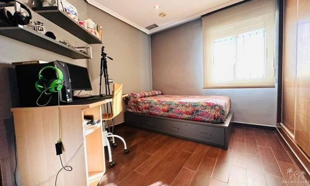 Venta - Apartment - Torrevieja - Estacion de autobuses