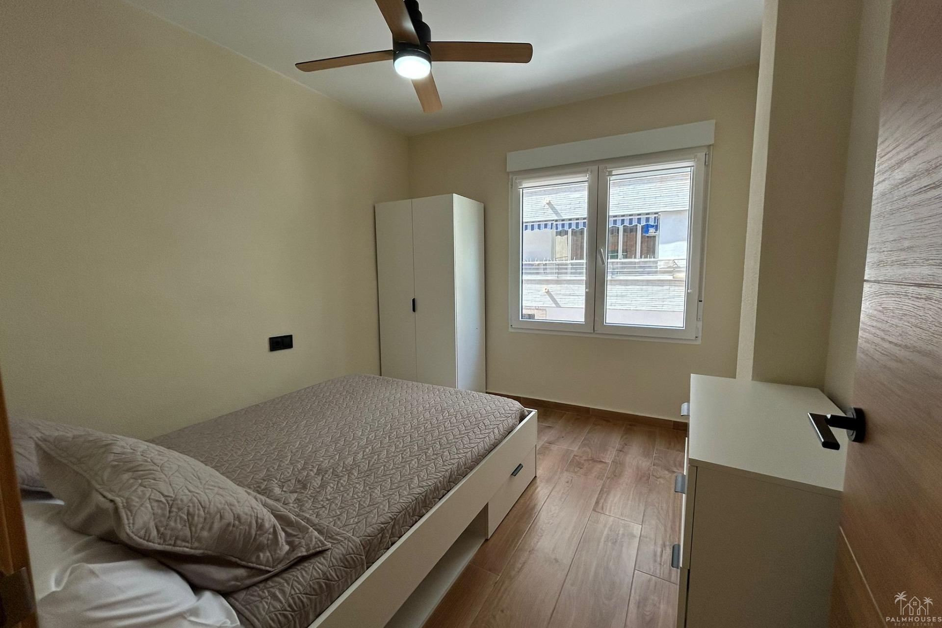 Venta - Apartment - Torrevieja - Estacion de autobuses
