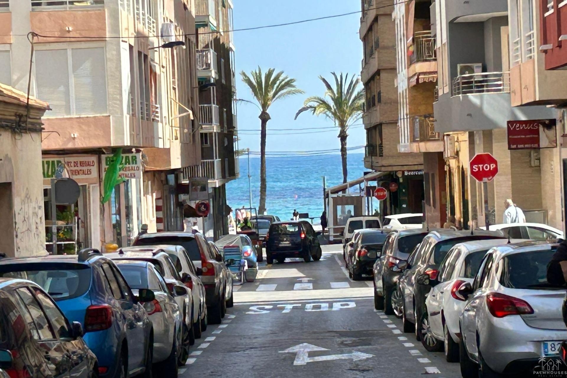 Venta - Apartment - Torrevieja - Estacion de autobuses