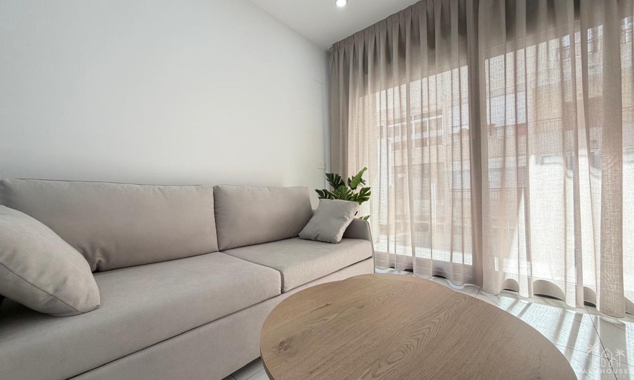 Venta - Apartment - Torrevieja - Estacion de autobuses