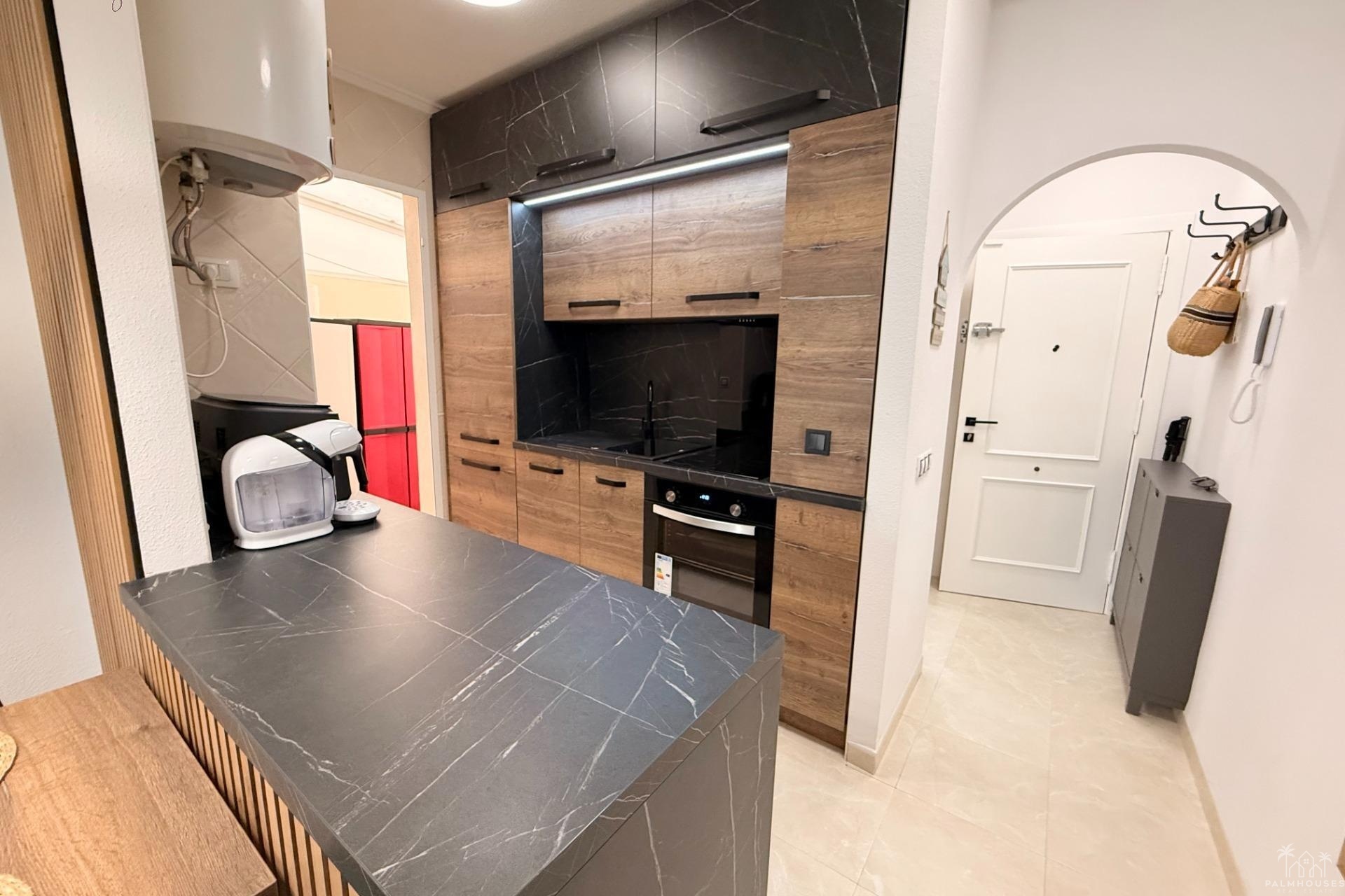 Venta - Apartment - Torrevieja - Estacion de autobuses