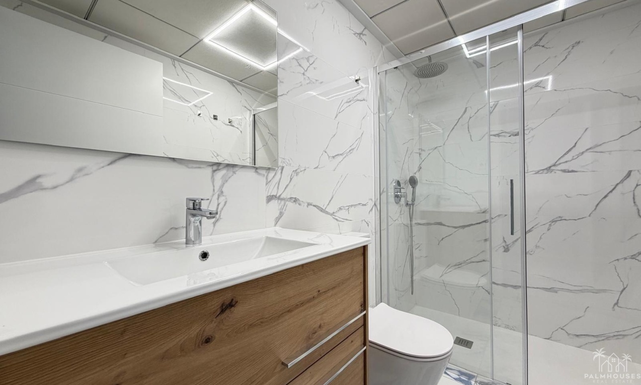 Venta - Apartment - Torrevieja - Estacion de autobuses
