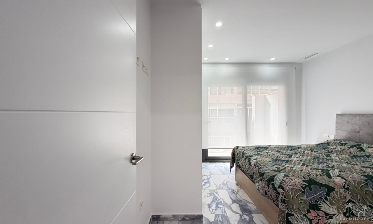 Venta - Apartment - Torrevieja - Estacion de autobuses