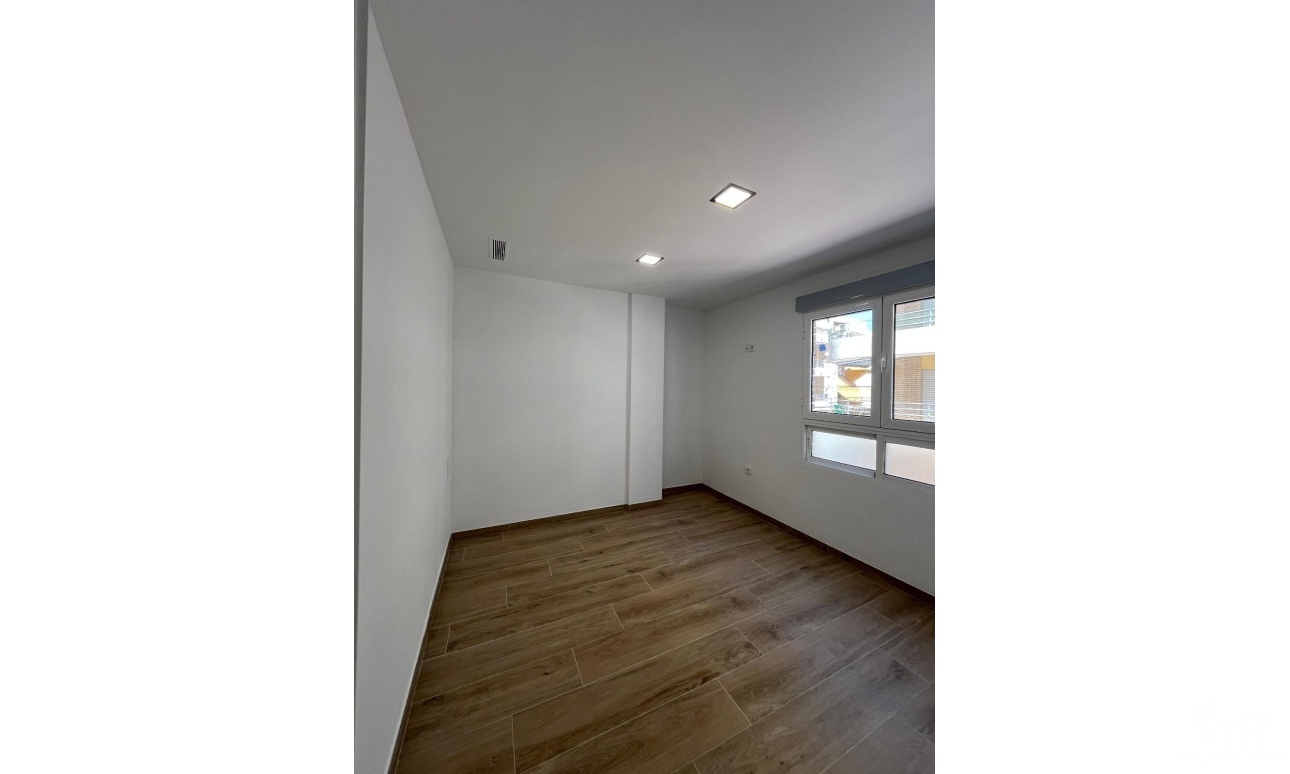 Venta - Apartment - Torrevieja - La Mata