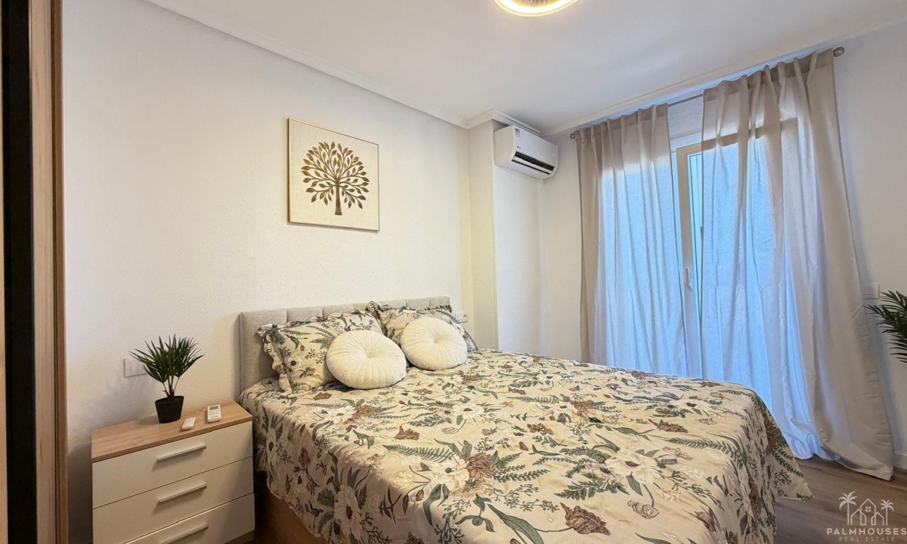 Venta - Apartment - Torrevieja - Parque de las Naciones